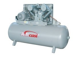 Čtyřpístový kompresor AirCast, 1400 l/min, vzdušník 500 l